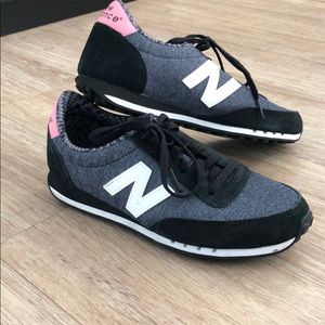 New Balance 410 sneakers
